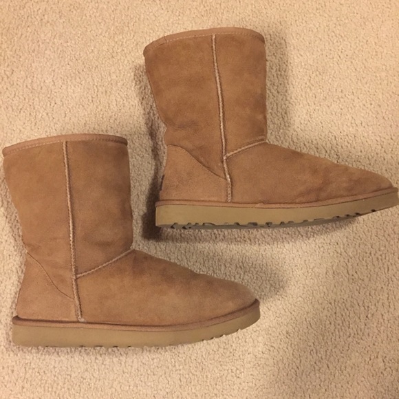ugg sn 5825